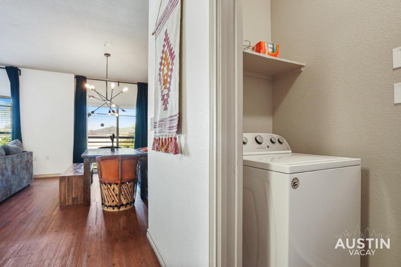 Appartamento Stylish 4Br With Smart Tv And Free Garage Parking Austin Esterno foto