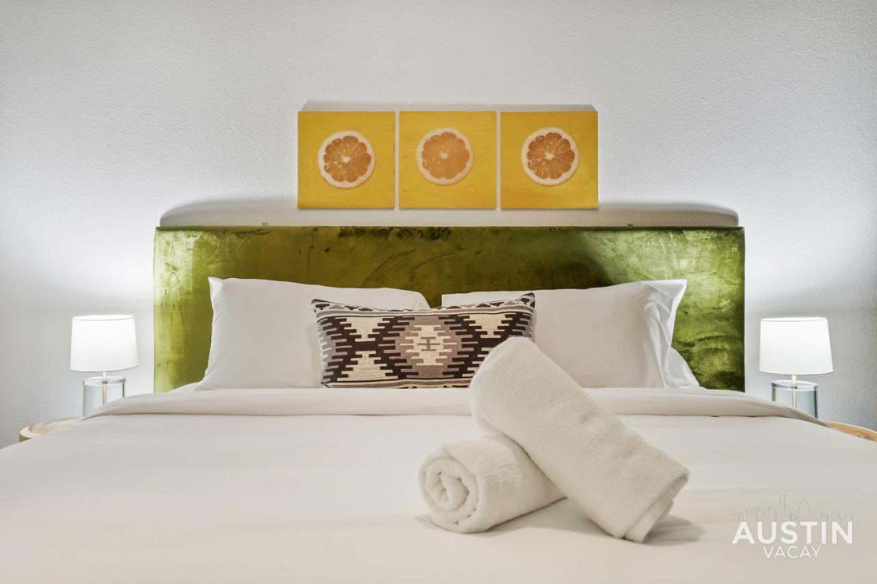 Appartamento Stylish 4Br With Smart Tv And Free Garage Parking Austin Esterno foto